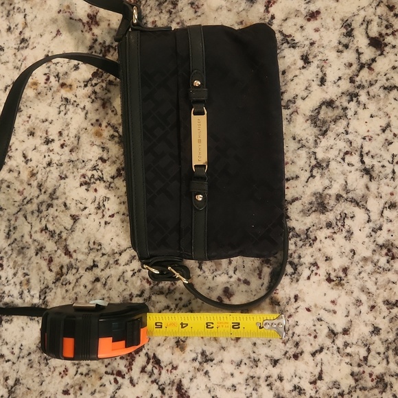 Tommy Hilfiger Small Black Purse/Crossbody - Picture 8 of 15